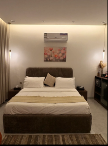 Studio with Master Bed